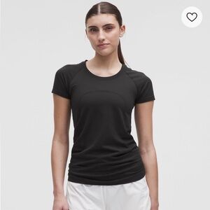 Lululemon Swiftly Tech 2.0 Hip Length Black Short Sleeve